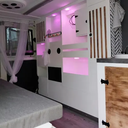 Kemp Alquila Camper Explora Tenerife Roadtrip Adventure