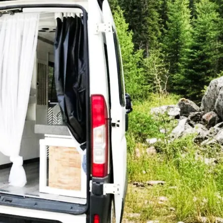 Camper Luminosa Equipada Tenerife- Roadtrip אתר קמפינג
